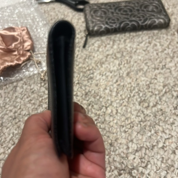 Gorgeous Authentic CC Chanel Small Caviar Pebbled Leather Wallet/Cardholder Blck - Picture 5 of 7